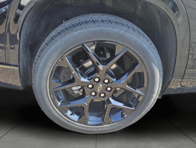2024 Chevrolet Traverse Vehicle Photo in NEENAH, WI 54956-2243