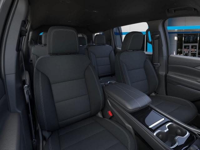 2025 Chevrolet Traverse Vehicle Photo in MOON TOWNSHIP, PA 15108-2571