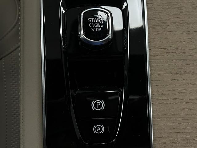 2026 Volvo XC90 Vehicle Photo in Appleton, WI 54913