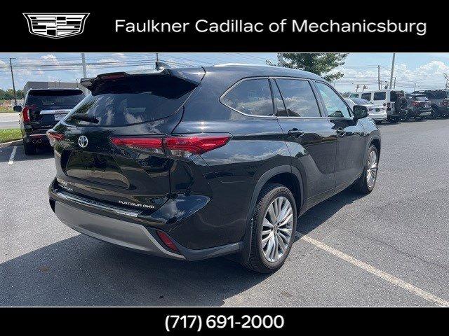 2022 Toyota Highlander Vehicle Photo in MECHANICSBURG, PA 17050-1707