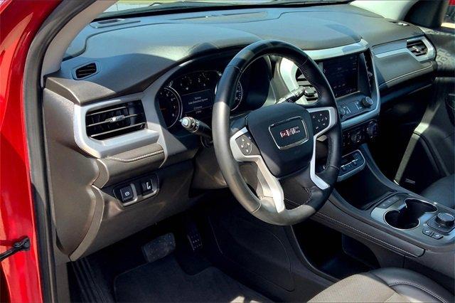 2023 GMC Acadia Vehicle Photo in TOPEKA, KS 66609-0000