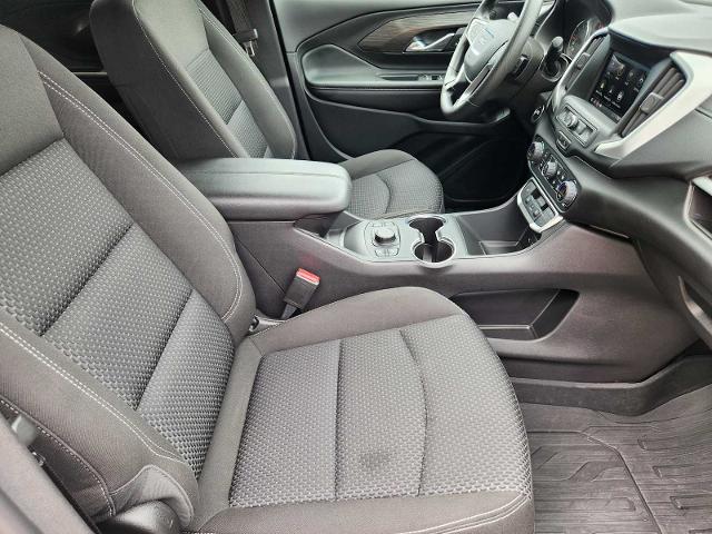 2024 GMC Terrain Vehicle Photo in DENTON, TX 76210-9321