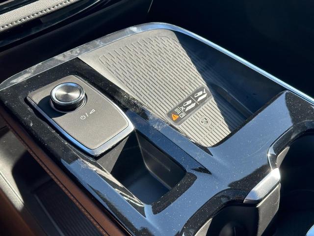 2026 Buick Enclave Vehicle Photo in COLUMBIA, MO 65203-3903