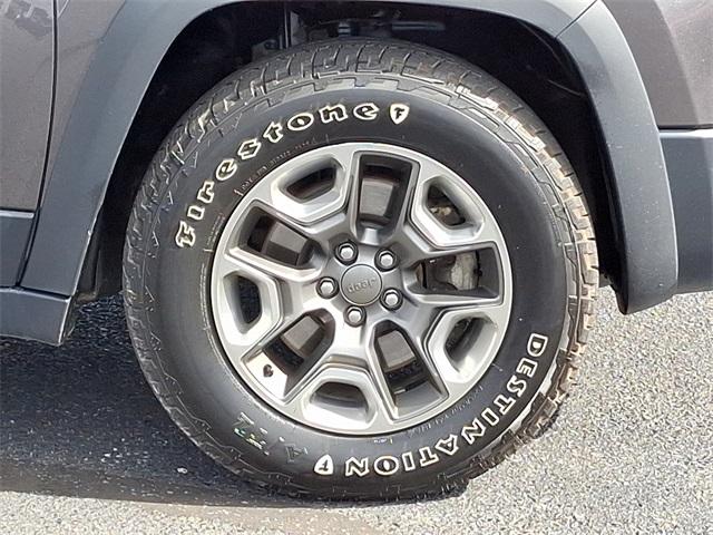 2019 Jeep Cherokee Vehicle Photo in New Bloomfield, PA 17068