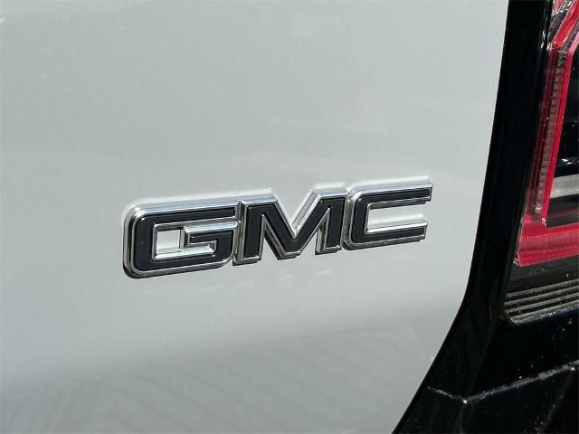 2025 GMC HUMMER EV SUV Vehicle Photo in GOODYEAR, AZ 85338-1310