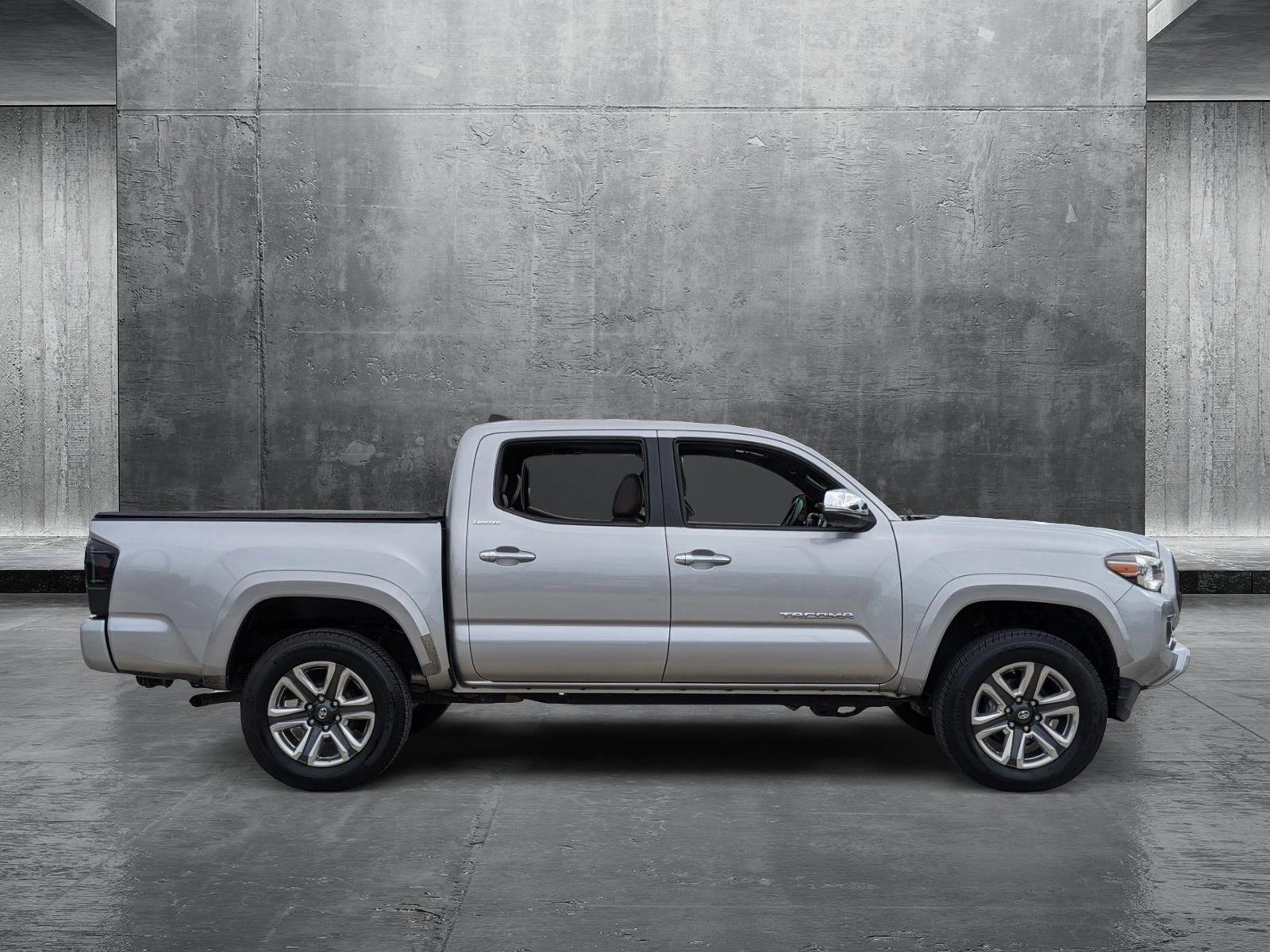 2018 Toyota Tacoma Vehicle Photo in Davie, FL 33331