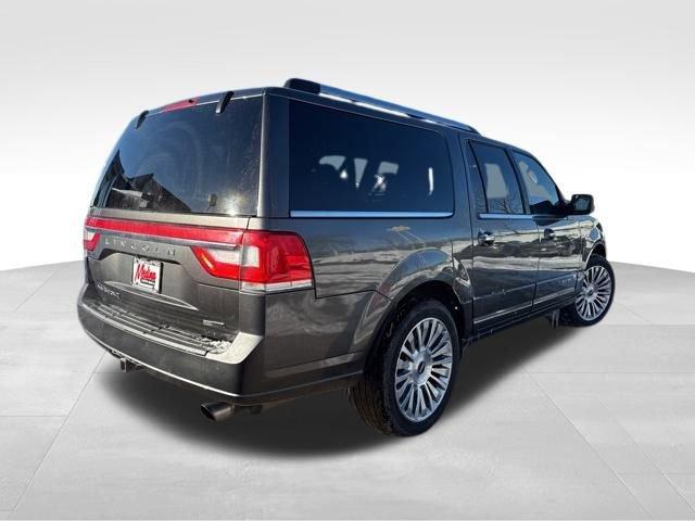 2016 Lincoln Navigator L Vehicle Photo in MEDINA, OH 44256-9631