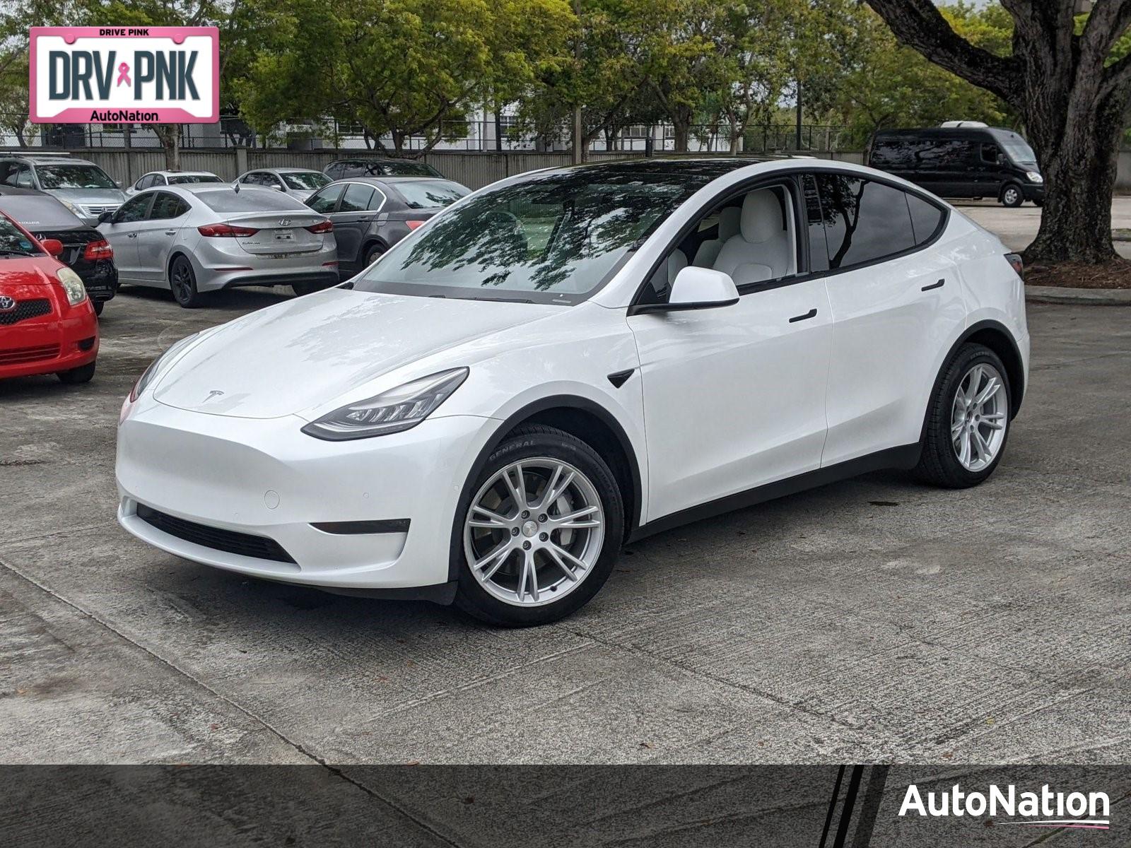 2020 Tesla Model Y Vehicle Photo in PEMBROKE PINES, FL 33024-6534