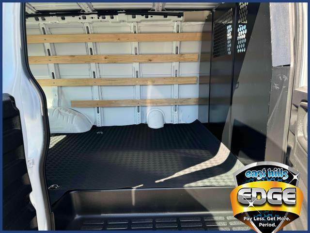 2022 GMC Savana Cargo Van Vehicle Photo in Roslyn, NY 11576