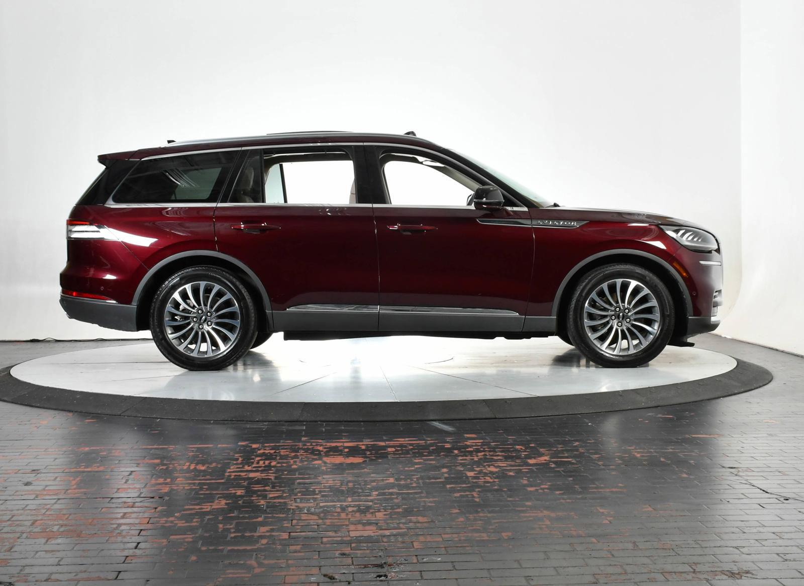 2022 Lincoln Aviator Vehicle Photo in DALLAS, TX 75235