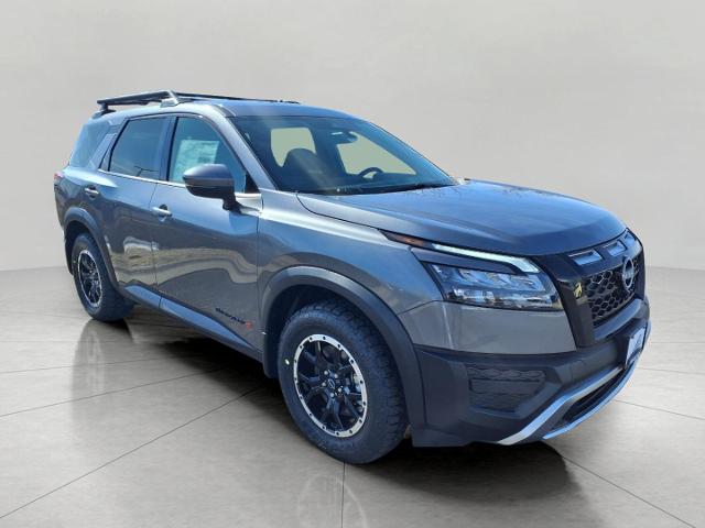 2025 Nissan Pathfinder Vehicle Photo in Oshkosh, WI 54904