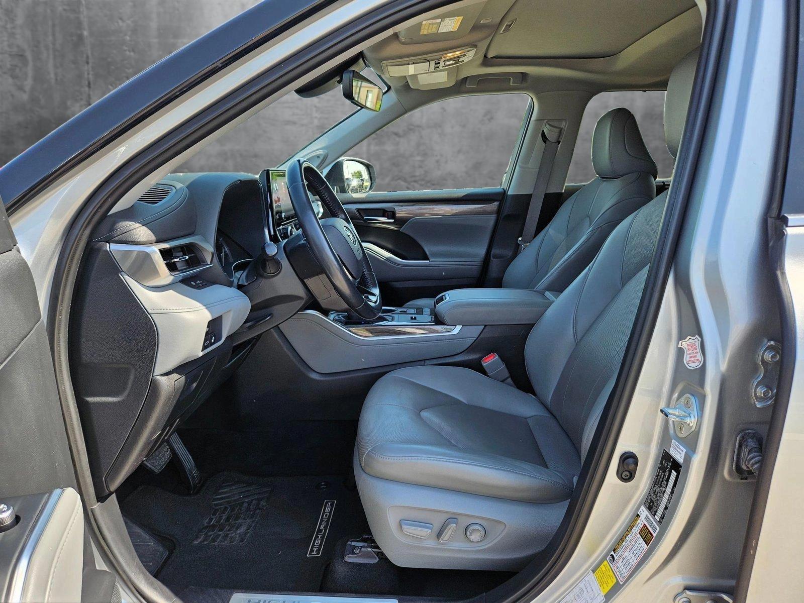 2021 Toyota Highlander Vehicle Photo in Austin, TX 78728
