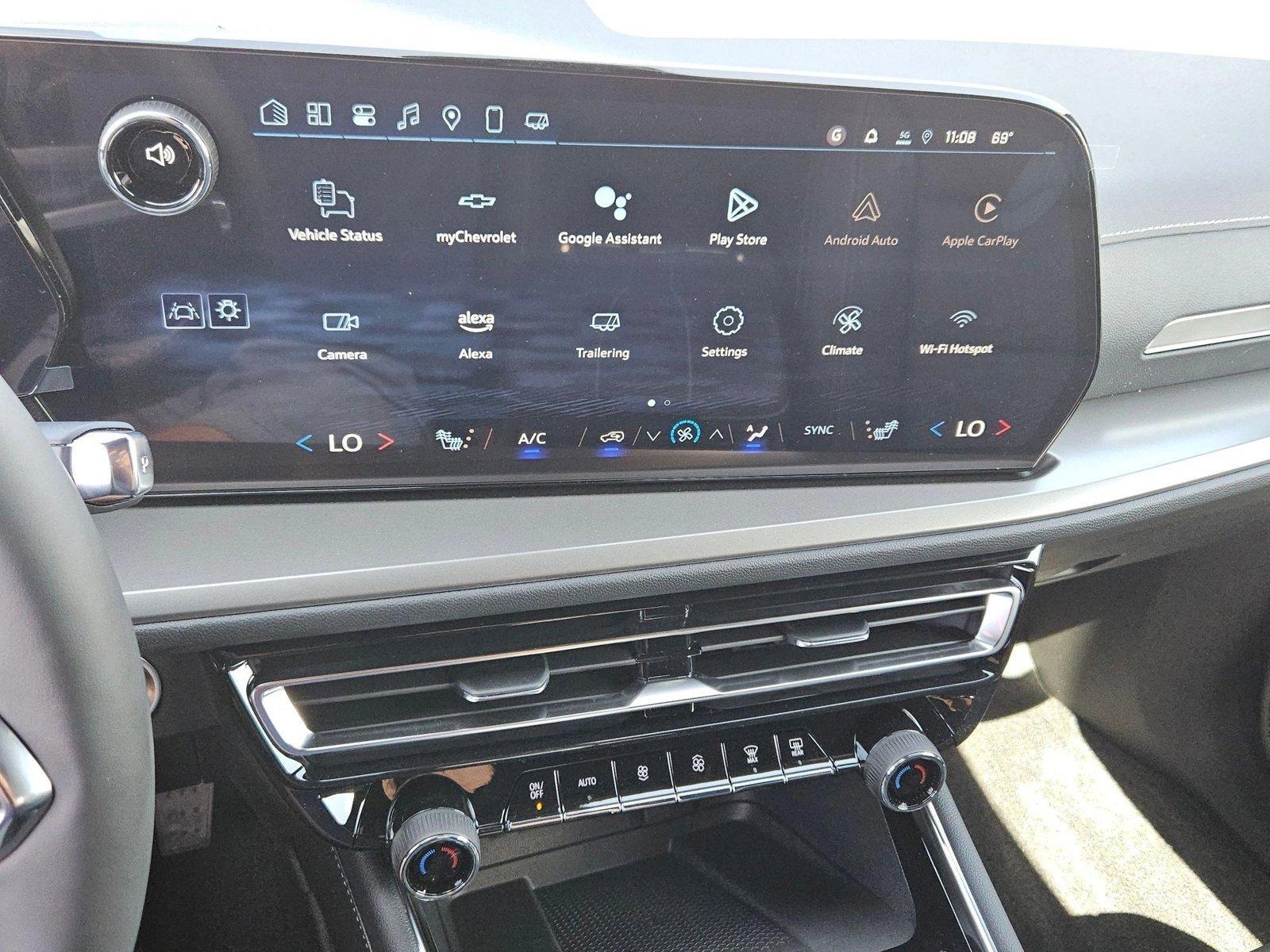 2025 Chevrolet Traverse Vehicle Photo in PEORIA, AZ 85382-3715