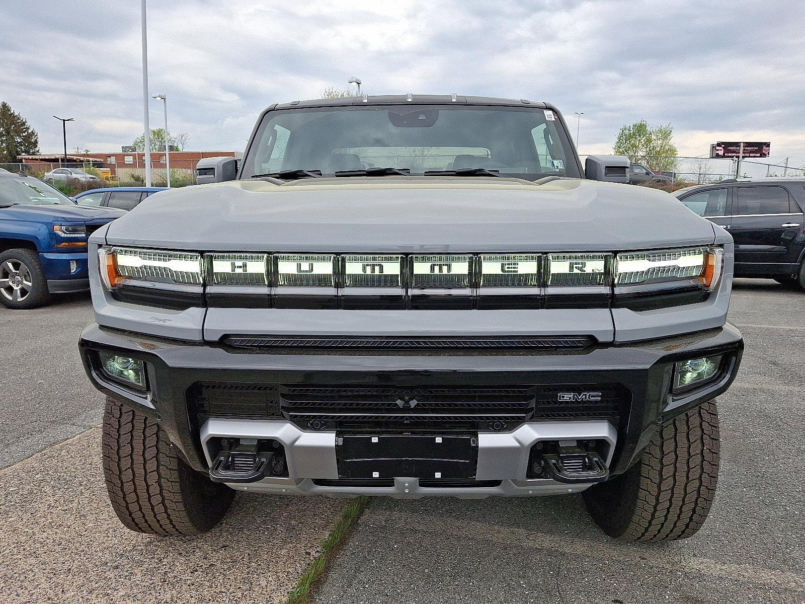 2025 GMC HUMMER EV Pickup Vehicle Photo in HARRISBURG, PA 17111-1033