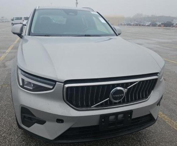 2025 Volvo XC40 Vehicle Photo in San Antonio, TX 78230