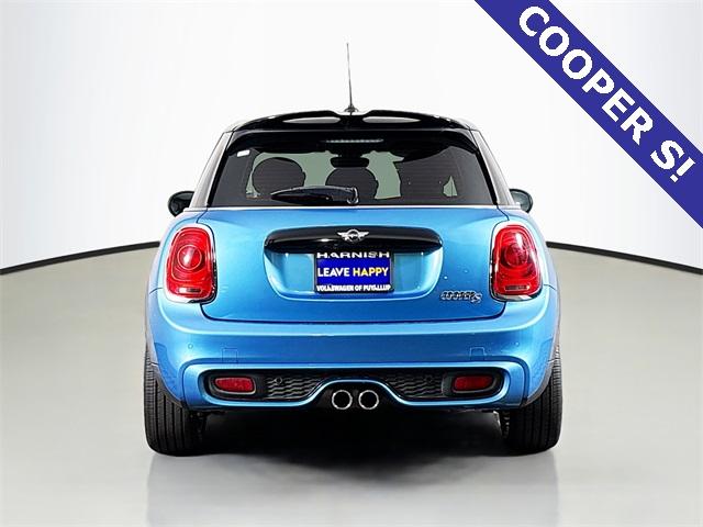 2015 MINI Cooper S Hardtop 4 Door Vehicle Photo in Puyallup, WA 98371