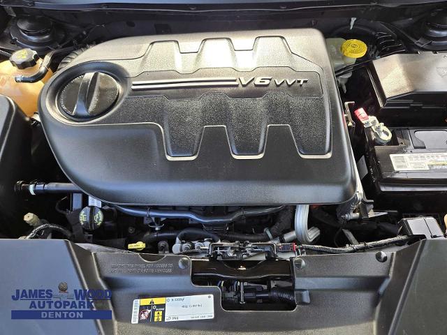 2016 Jeep Cherokee Vehicle Photo in DENTON, TX 76210-9321