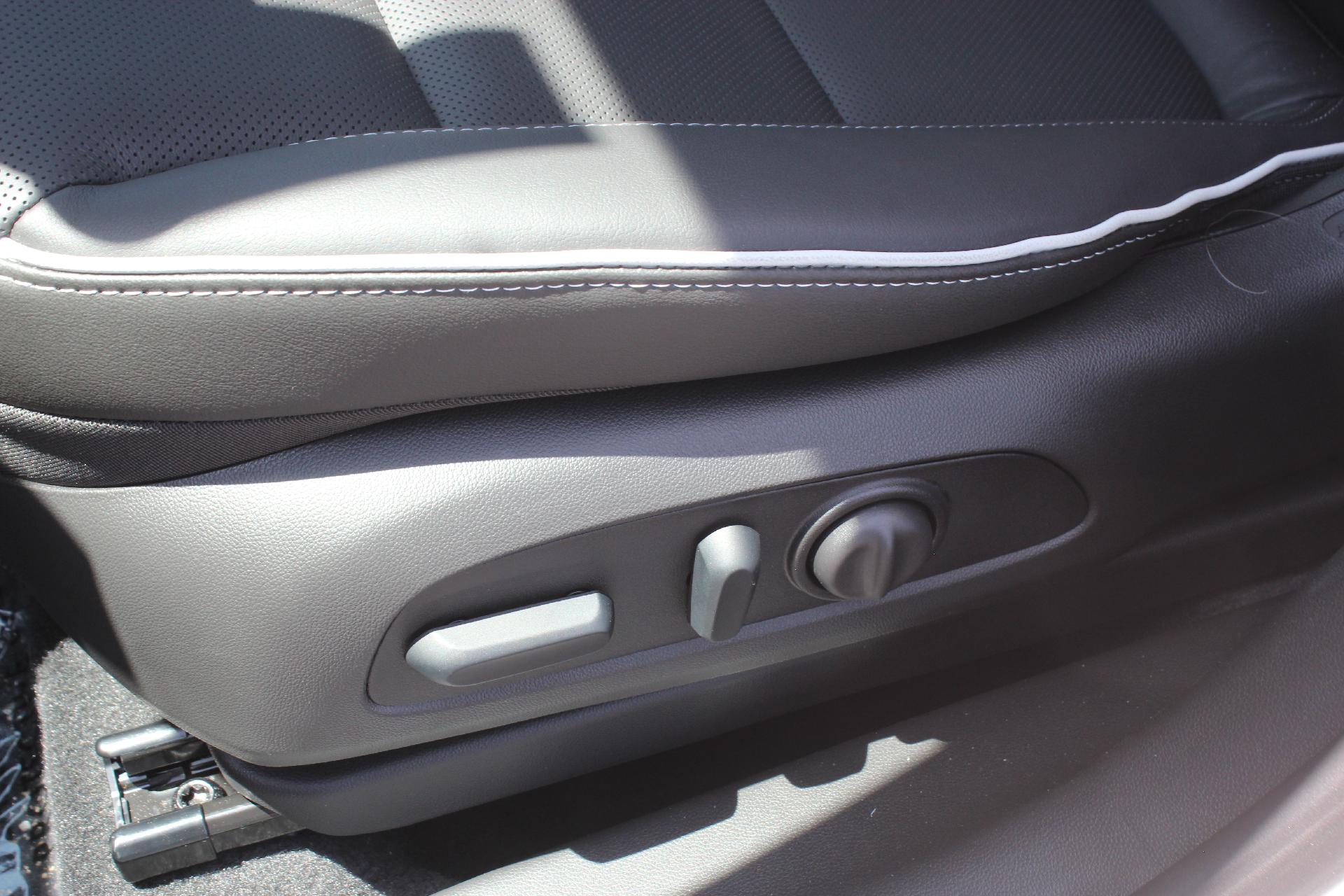 2025 Buick Encore GX Vehicle Photo in AURORA, CO 80012-4011