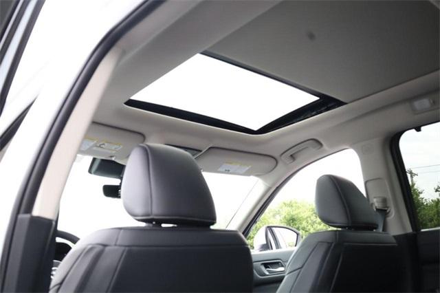 2025 Nissan Pathfinder Vehicle Photo in Hazelwood, MO 63042