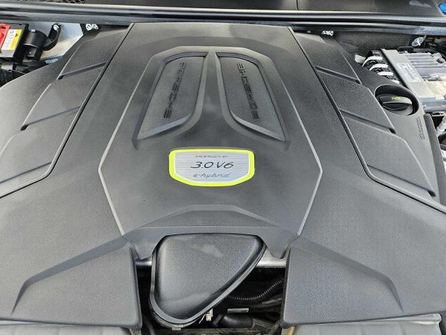 2022 Porsche Cayenne Vehicle Photo in AUSTIN, TX 78717