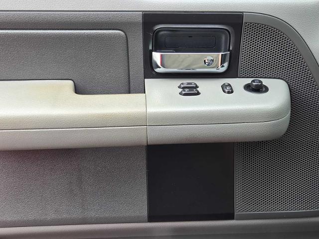 2008 Ford F-150 Vehicle Photo in DENTON, TX 76210-9321