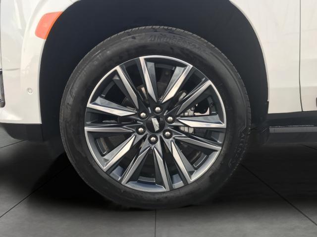 2021 Cadillac Escalade Vehicle Photo in GREEN BAY, WI 54303-3330