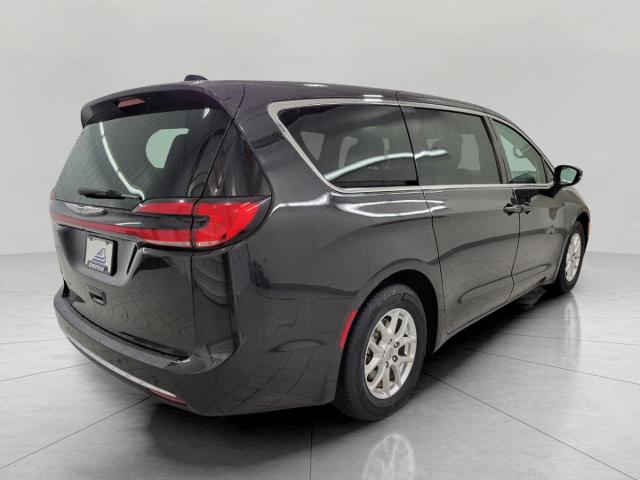 2023 Chrysler Pacifica Vehicle Photo in Kaukauna, WI 54130