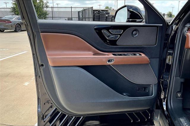 2022 Lincoln Aviator Vehicle Photo in Grapevine, TX 76051