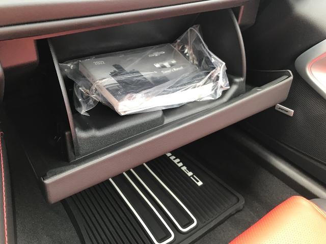 2022 Chevrolet Camaro Vehicle Photo in GREEN BAY, WI 54303-3330