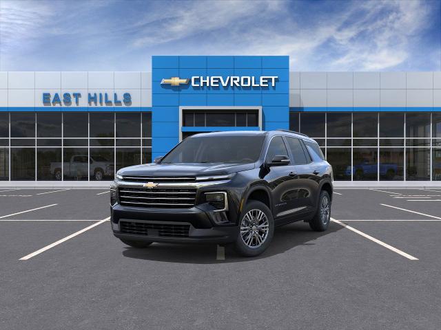 2025 Chevrolet Traverse Vehicle Photo in Roslyn, NY 11576