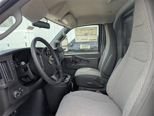 2025 Chevrolet Express Commercial Cutaway Vehicle Photo in ENGLEWOOD, CO 80113-6708