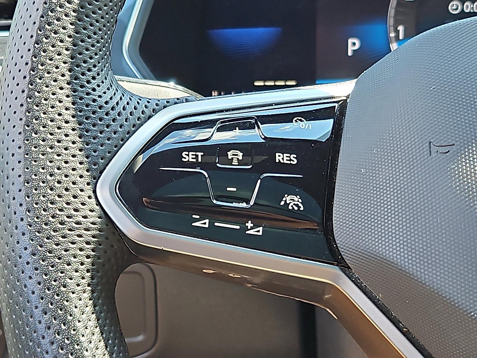 2022 Volkswagen Tiguan Vehicle Photo in Trevose, PA 19053