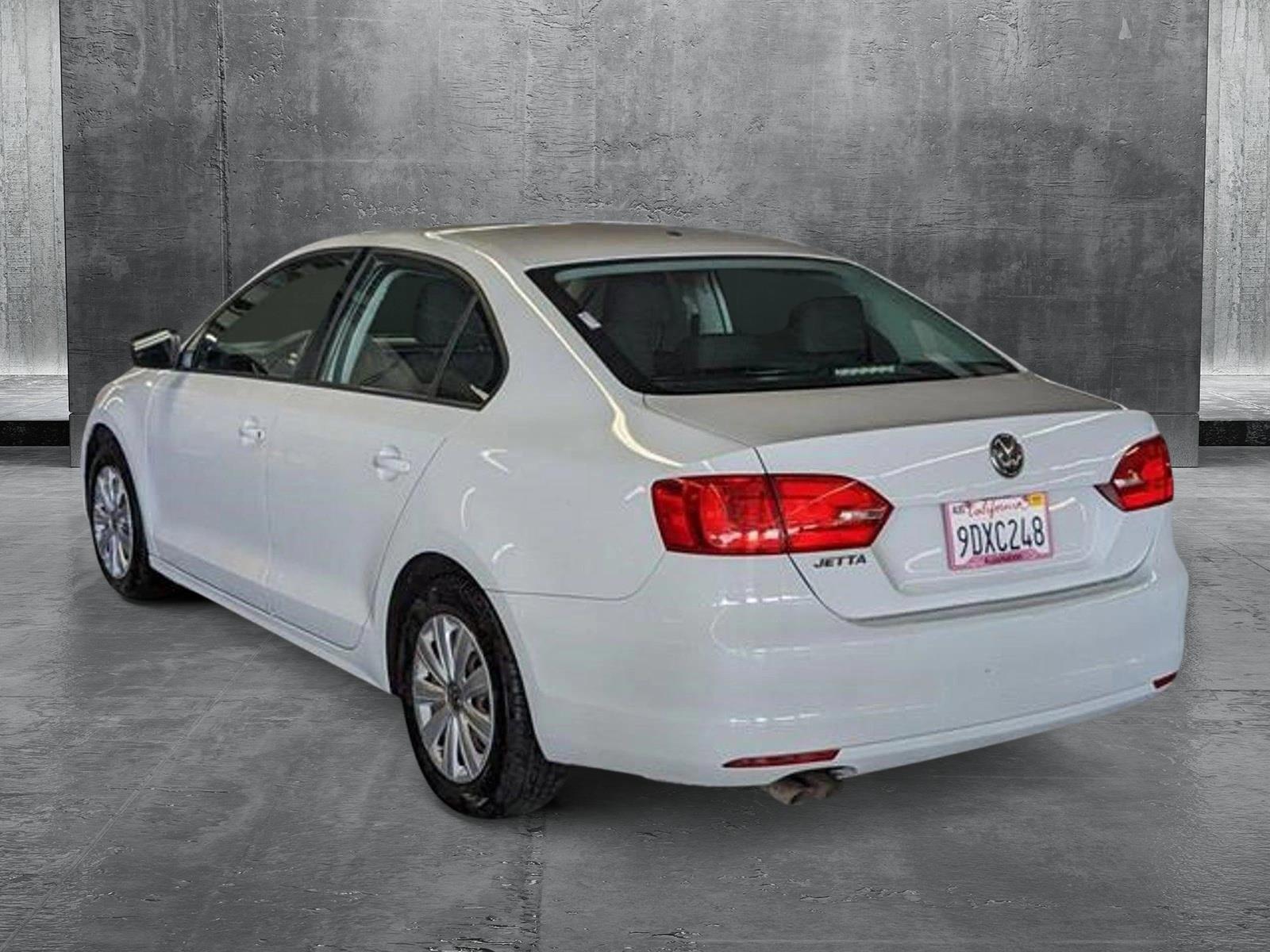 2014 Volkswagen Jetta Sedan Vehicle Photo in CLEARWATER, FL 33764-7163