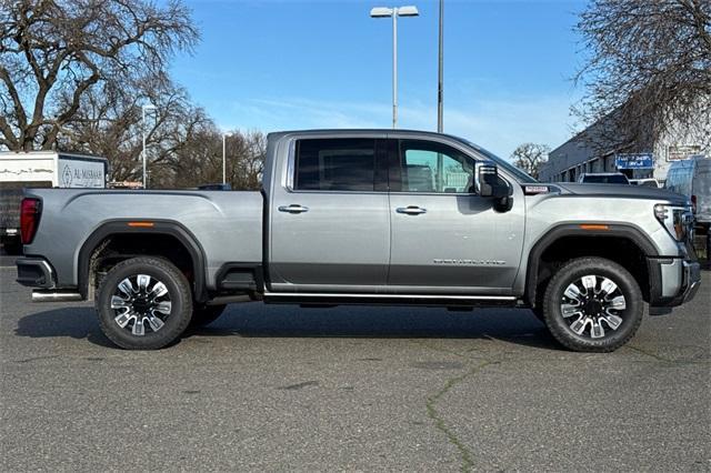 2025 GMC Sierra 2500 HD Vehicle Photo in ELK GROVE, CA 95757-8703