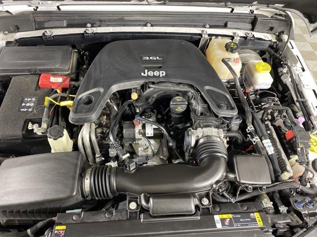 2021 Jeep Wrangler Vehicle Photo in MEDINA, OH 44256-9001