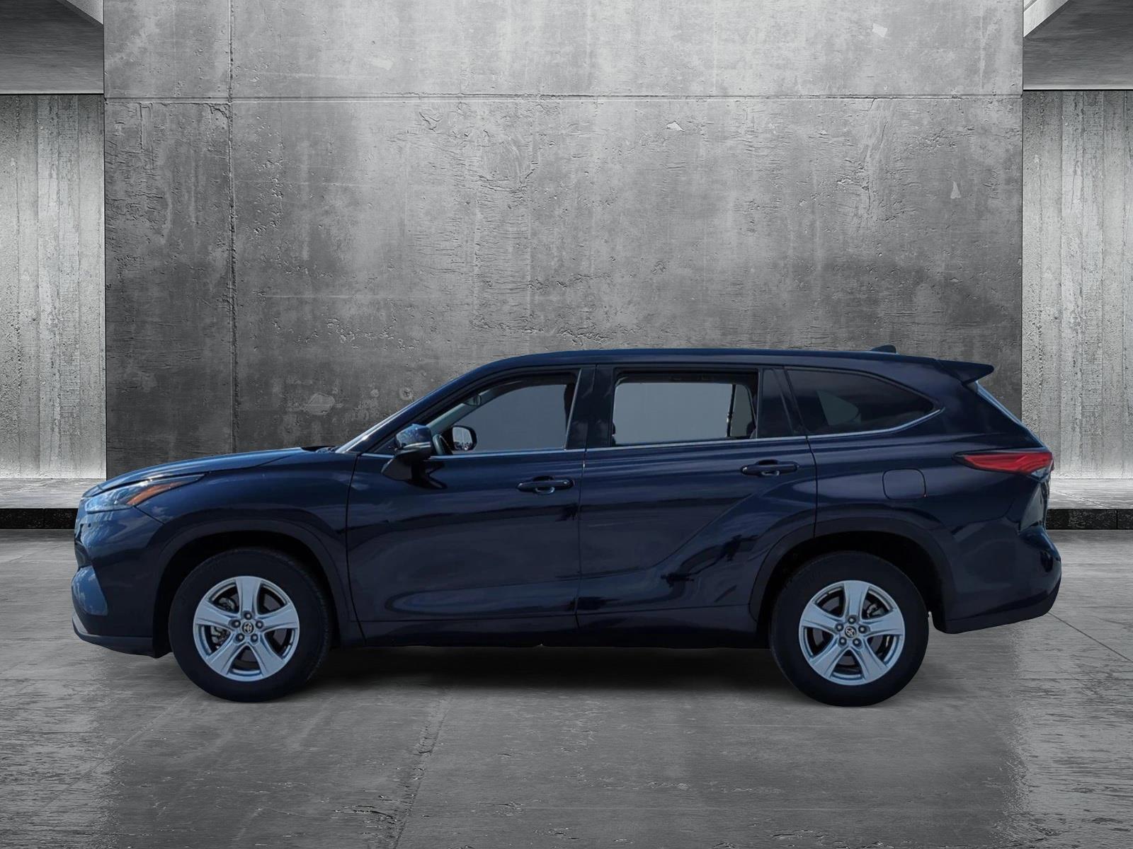 2022 Toyota Highlander Vehicle Photo in Ft. Myers, FL 33907