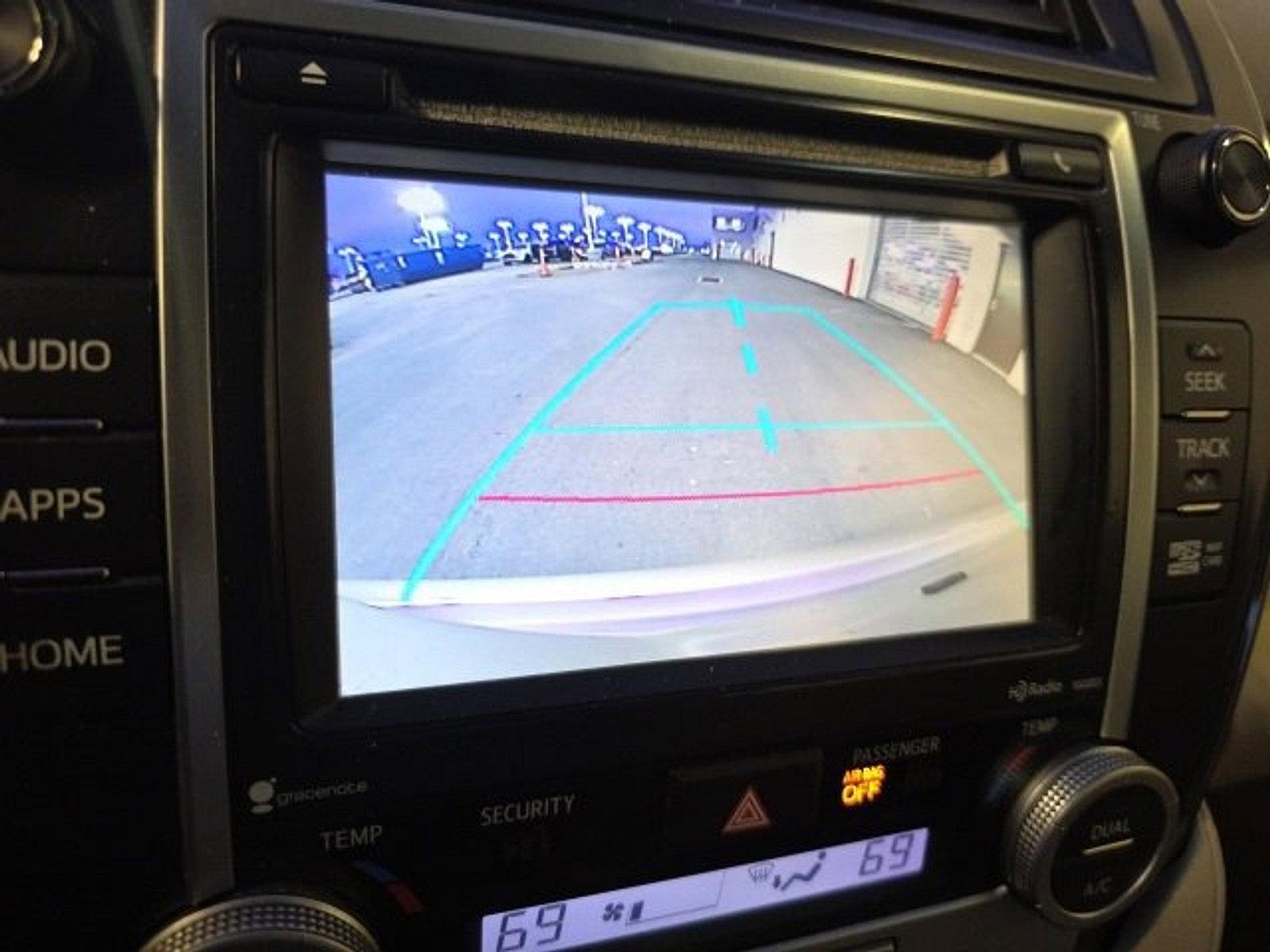 2014 Toyota Camry Hybrid Vehicle Photo in Harrisburg, PA 17111