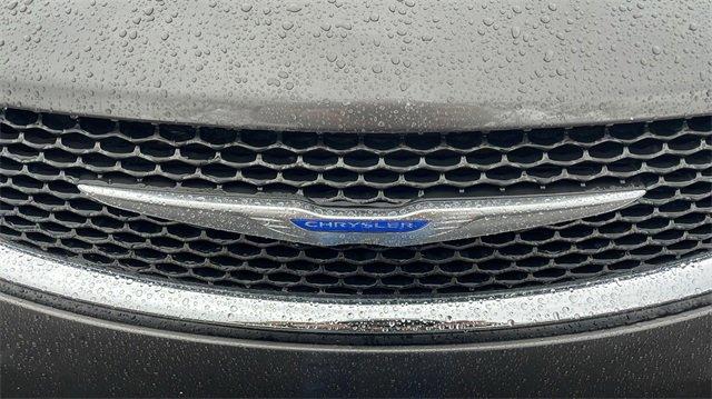 2018 Chrysler Pacifica Vehicle Photo in THOMPSONTOWN, PA 17094-9014