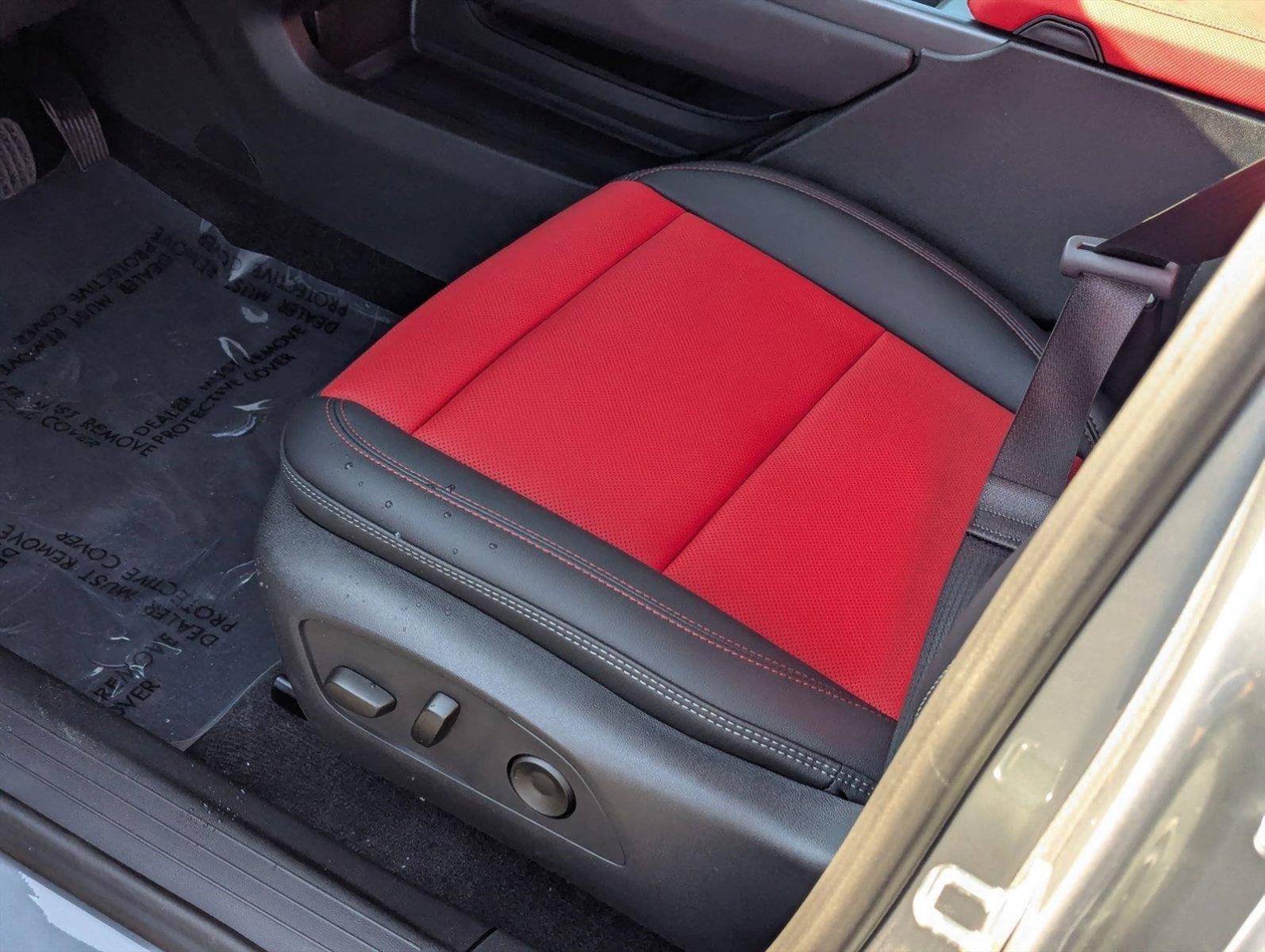 2025 Chevrolet Equinox EV Vehicle Photo in GREENACRES, FL 33463-3207