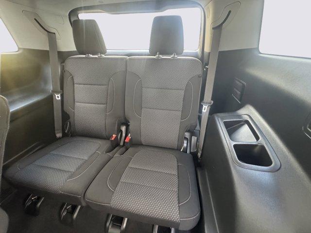 2023 GMC Acadia Vehicle Photo in LEOMINSTER, MA 01453-2952