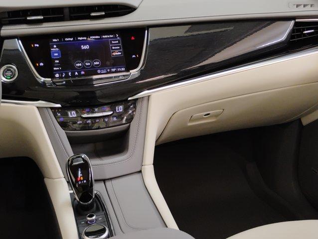 2024 Cadillac XT6 Vehicle Photo in PINEVILLE, NC 28134-8495