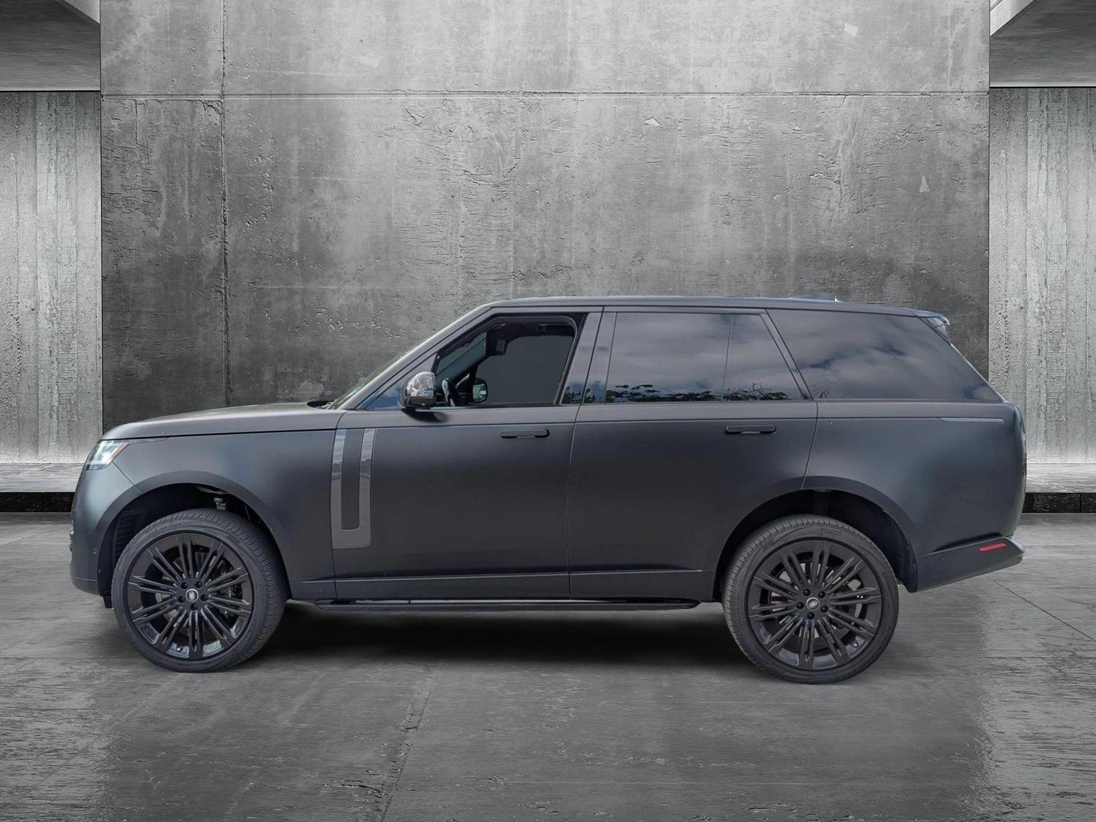 2024 Land Rover Range Rover Vehicle Photo in Pembroke Pines , FL 33027