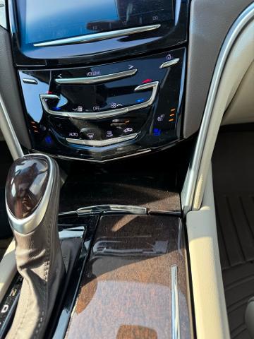 2016 Cadillac XTS Vehicle Photo in Peoria, IL 61615