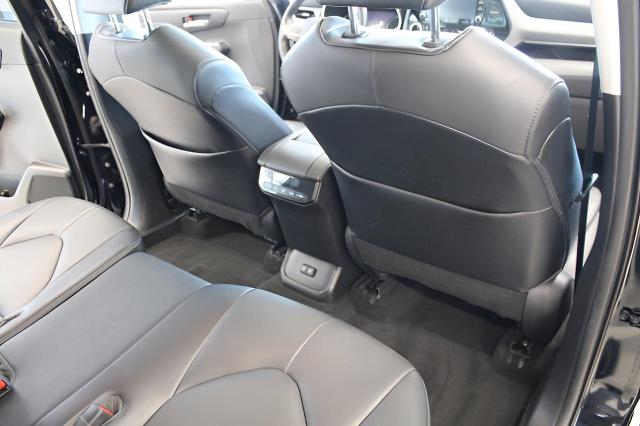 2021 Toyota Highlander Vehicle Photo in Green Bay, WI 54304