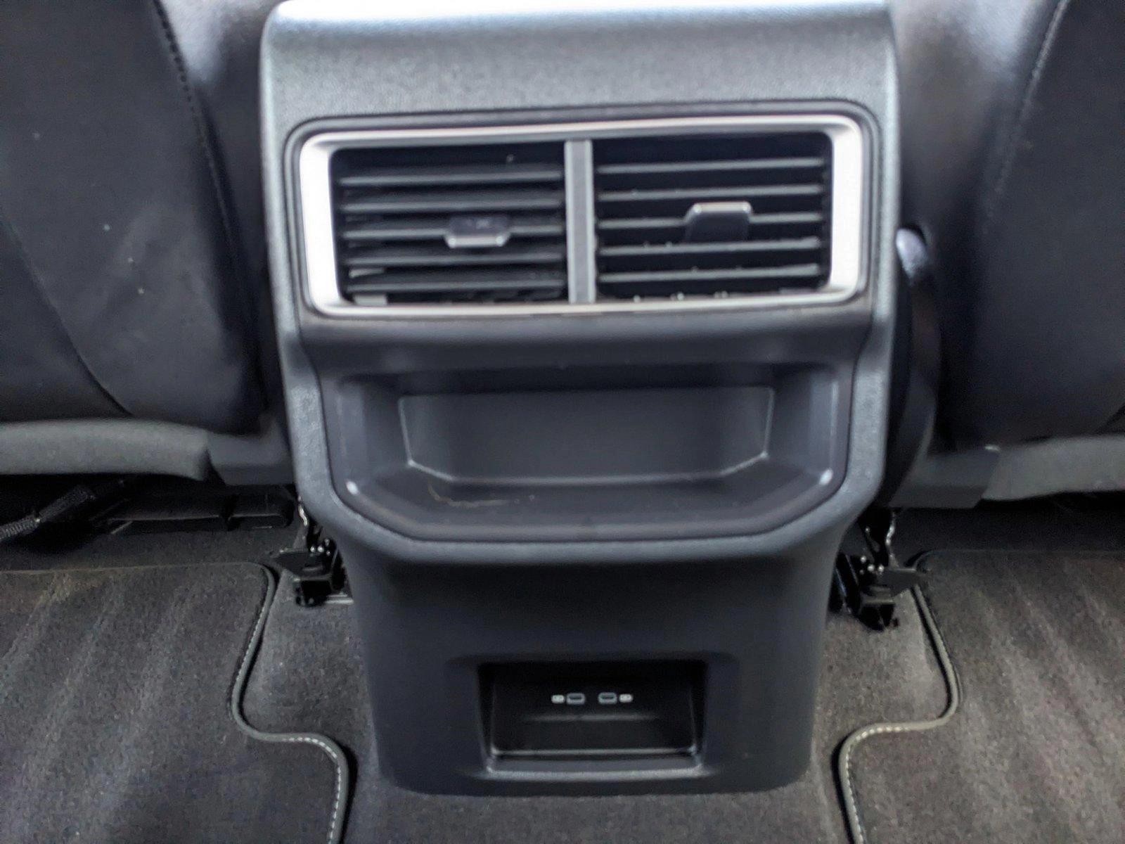 2024 Volkswagen Atlas Cross Sport Vehicle Photo in HOUSTON, TX 77034-5009