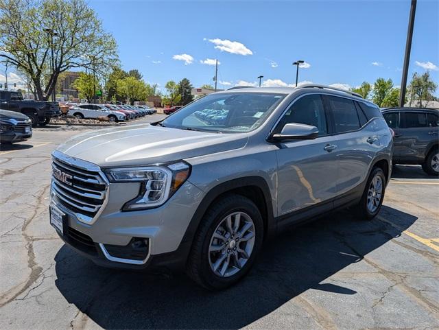 2024 GMC Terrain Vehicle Photo in AURORA, CO 80012-4011