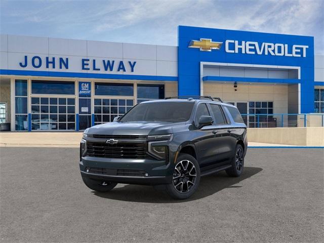 2025 Chevrolet Suburban Vehicle Photo in ENGLEWOOD, CO 80113-6708