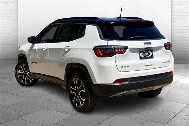 2023 Jeep Compass Vehicle Photo in KANSAS CITY, MO 64114-4545