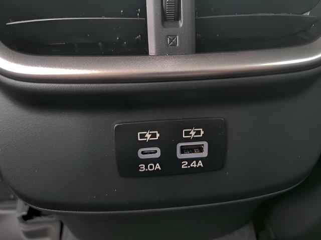 2025 Subaru Outback Vehicle Photo in Green Bay, WI 54304