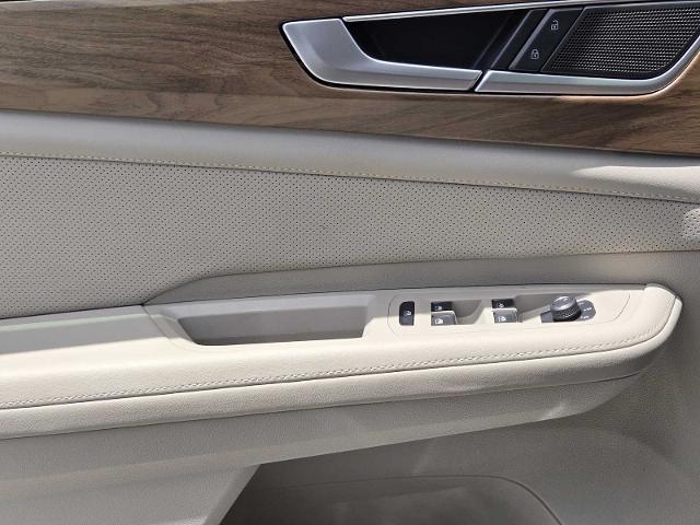 2025 Volkswagen Atlas Vehicle Photo in DENTON, TX 76210-9321